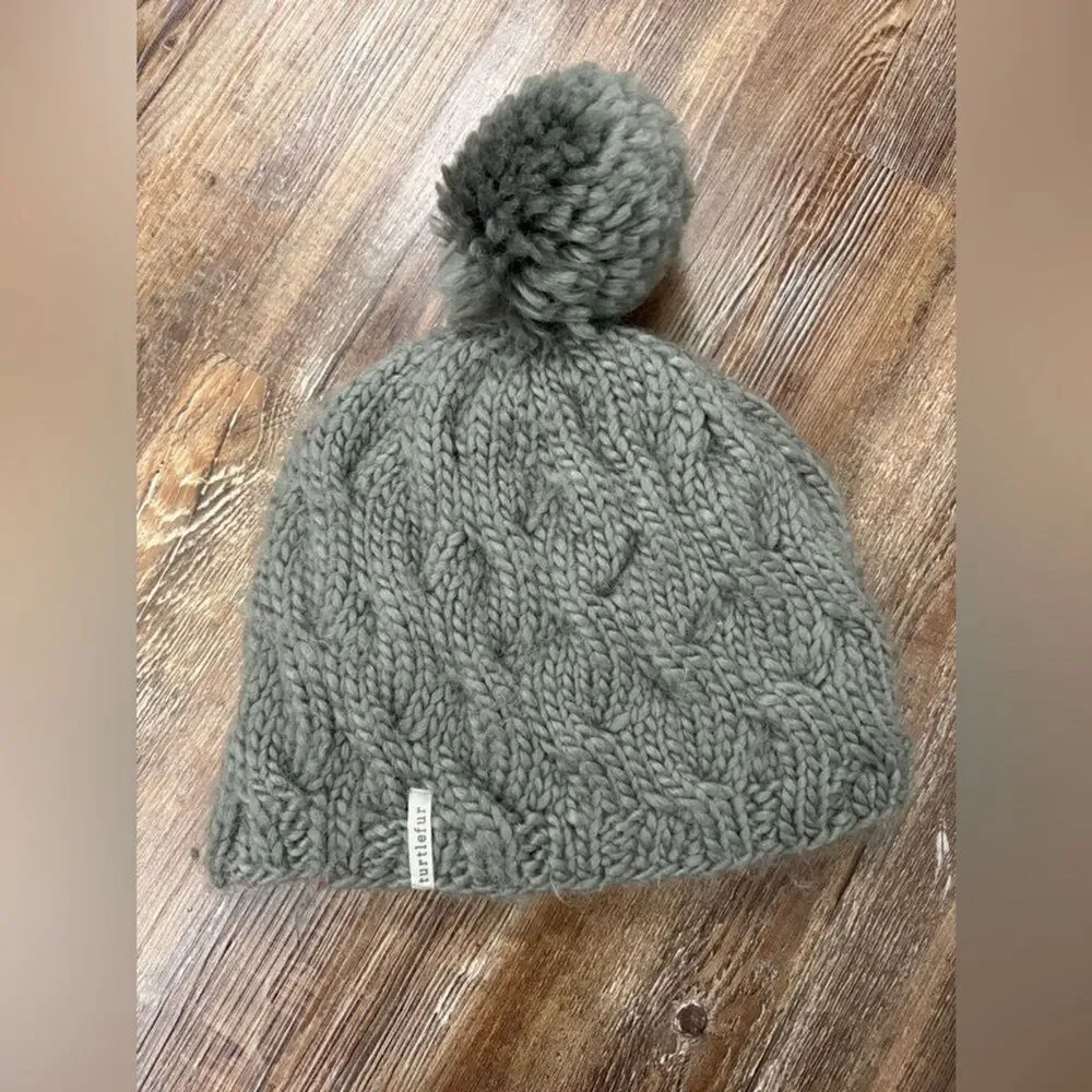 Turtle Fur Millie Marino Wool Pom Chunky Hand Knit Gray Asymmetrical Cables Hat